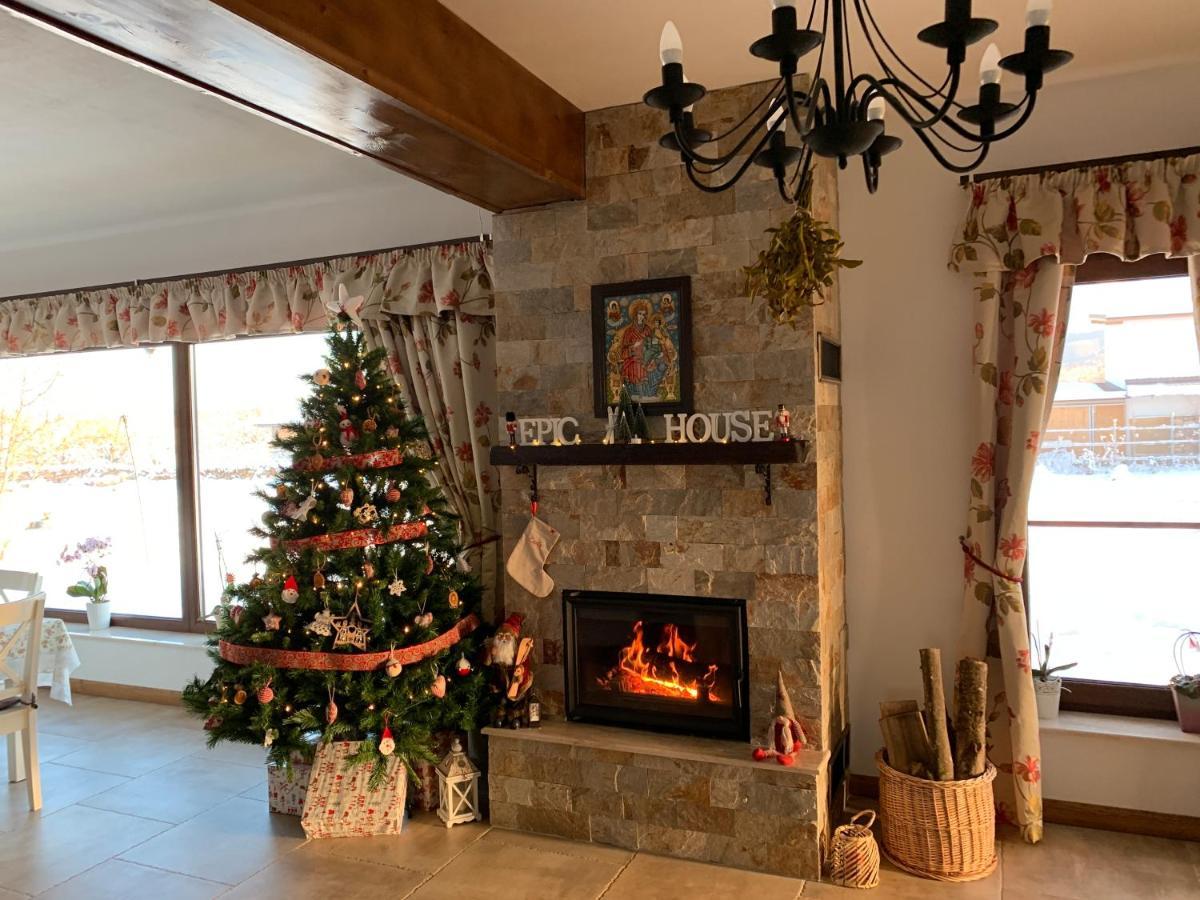 Epic House Valea Avrigului Villa Luaran gambar