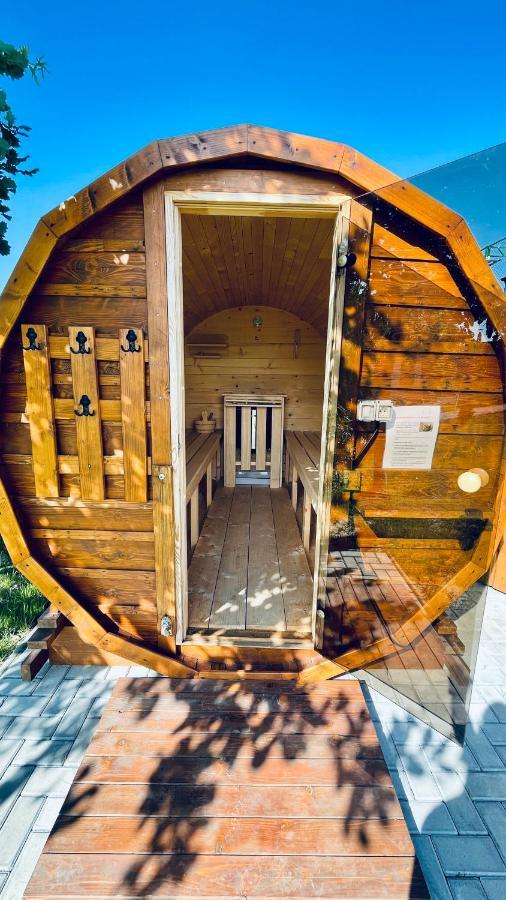 Epic House Valea Avrigului Villa Luaran gambar